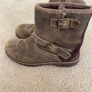 Women’s ugh size 5